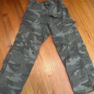 American Eagle Outfitters Camouflage Cargo Joggers